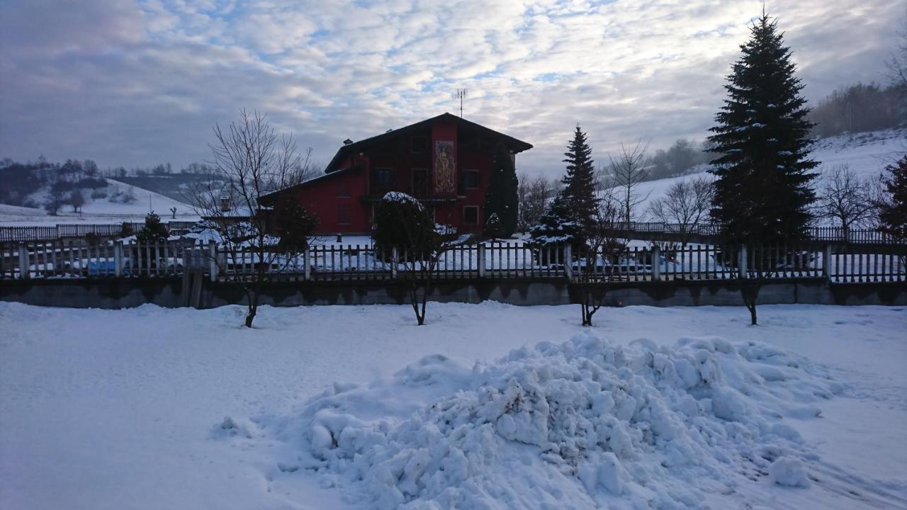 L'Isola Dla Cerrea Bed & Breakfast Mombasiglio Dış mekan fotoğraf